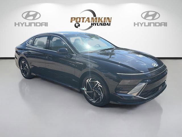 New 2026 Hyundai Sonata SEL image 3