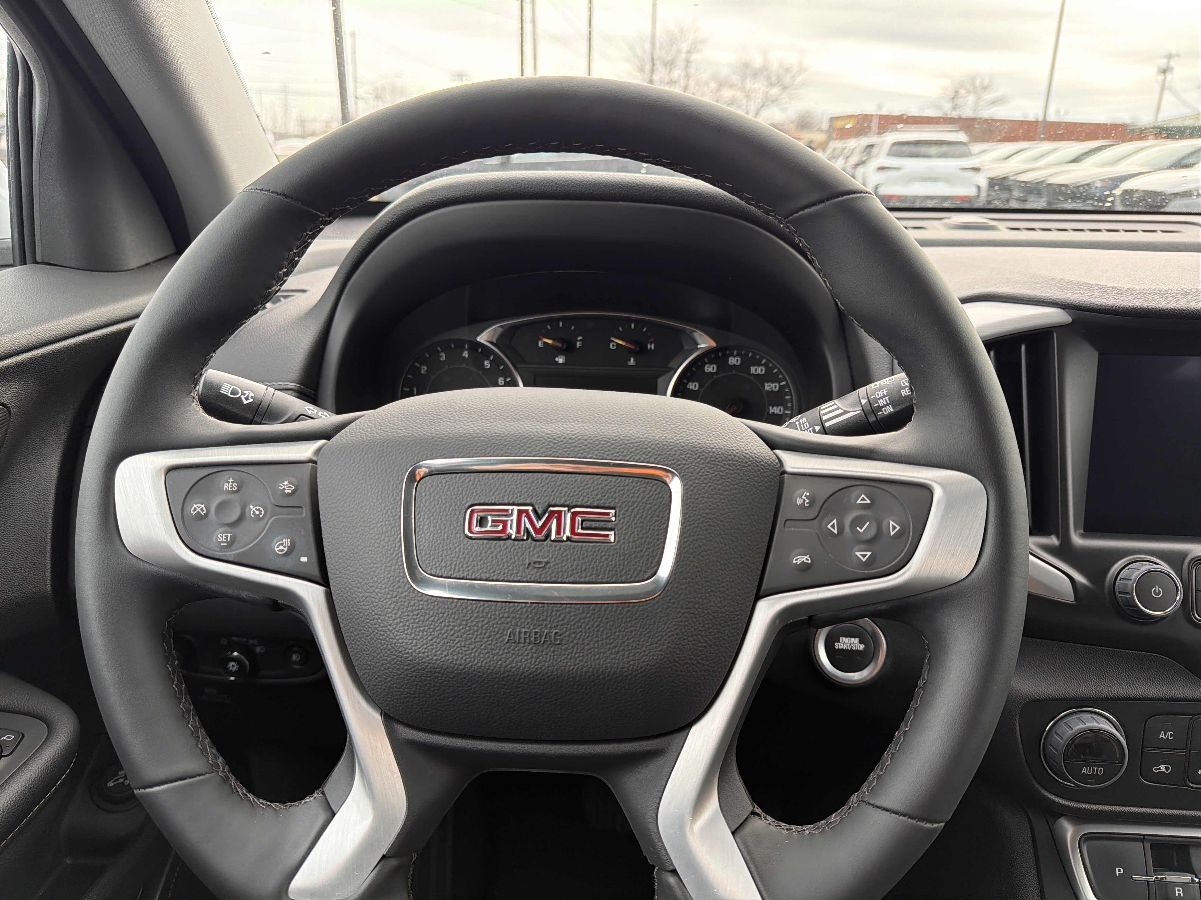 Used 2024 GMC Terrain SLT image 13