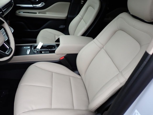 New 2026 Lincoln Corsair Premiere AWD/4WD image 15