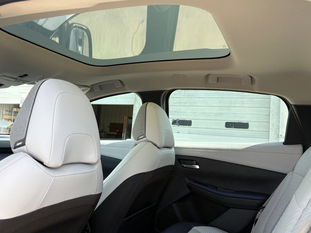 New 2026 Nissan Leaf Platinum+ w/ Cargo Package (Platinum+) image 25