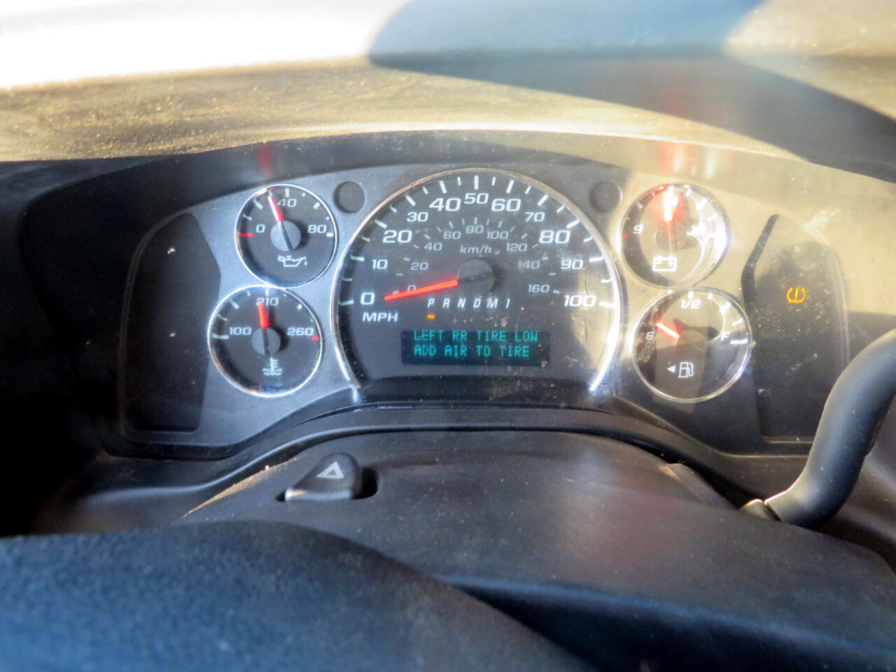 Used 2011 Chevrolet Express 2500 image 32