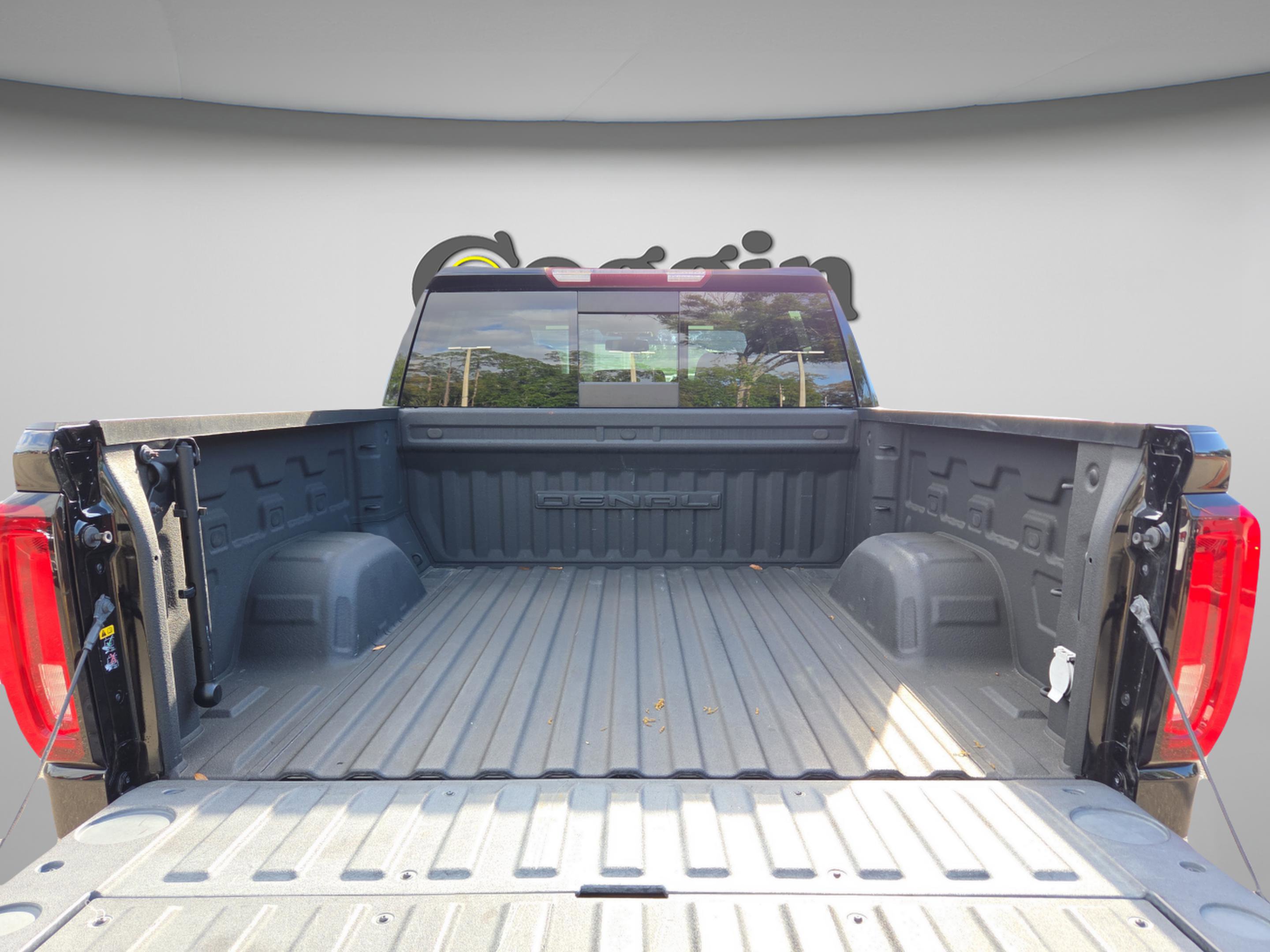 Used 2021 GMC Sierra 1500 Denali AWD/4WD image 16