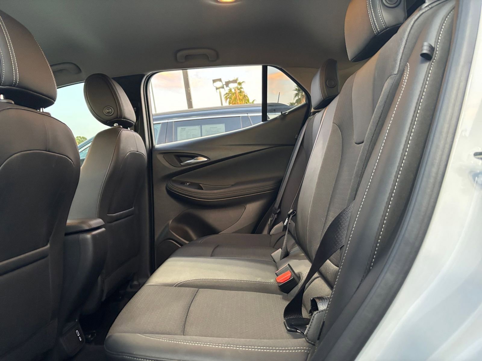 Used 2025 Buick Encore GX Preferred image 24