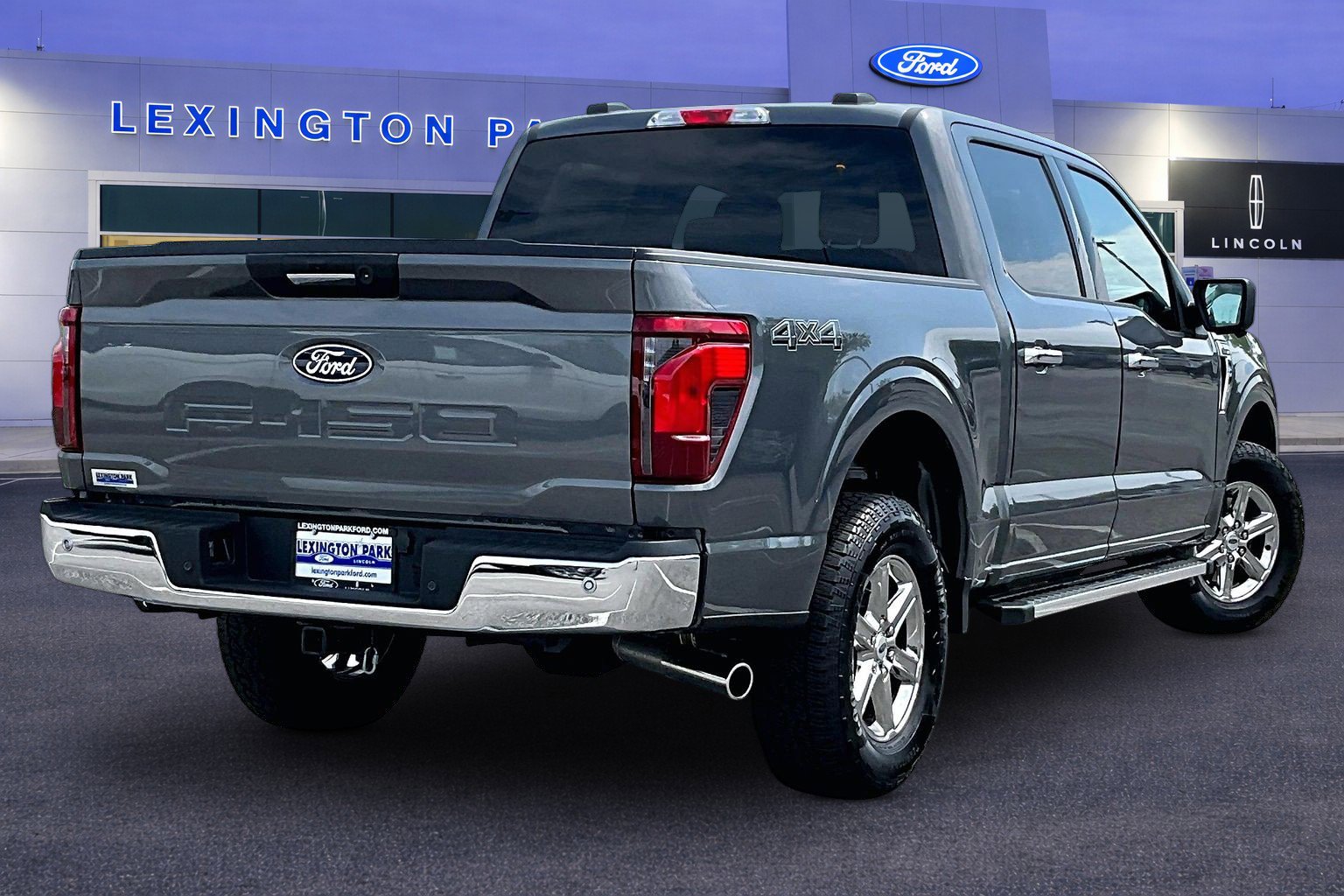 Used 2024 Ford F150 XLT AWD/4WD image 5