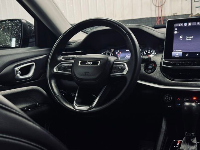 Used 2022 Jeep Compass Latitude w/ Convenience Group image 24