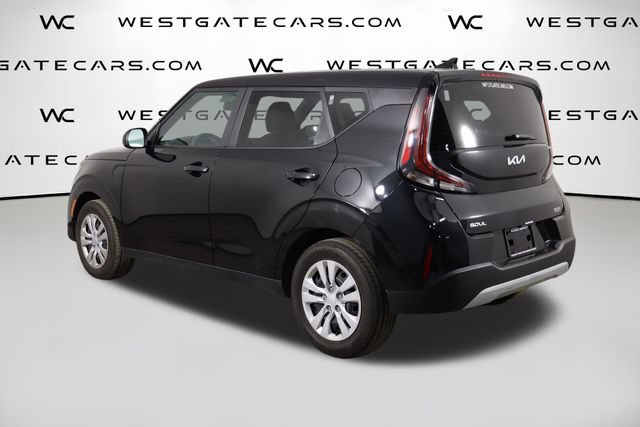 Used 2023 Kia Soul LX FWD image 42
