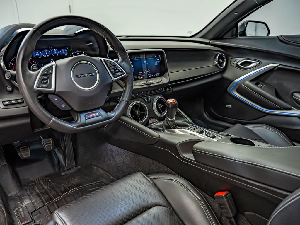 Used 2019 Chevrolet Camaro SS RWD image 35