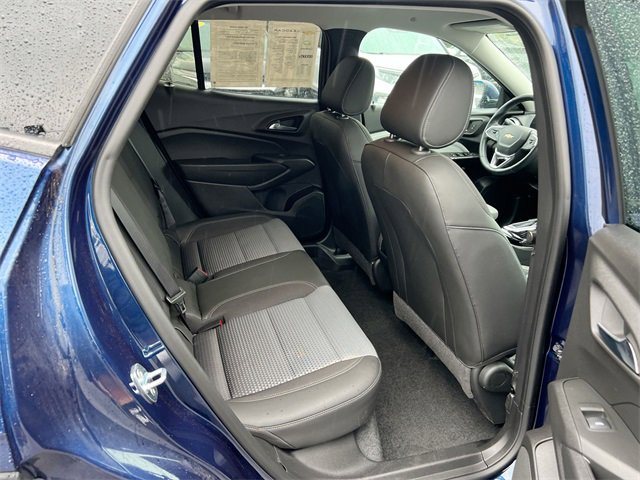 Used 2024 Chevrolet Trax LT w/ Driver Confidence Package image 25