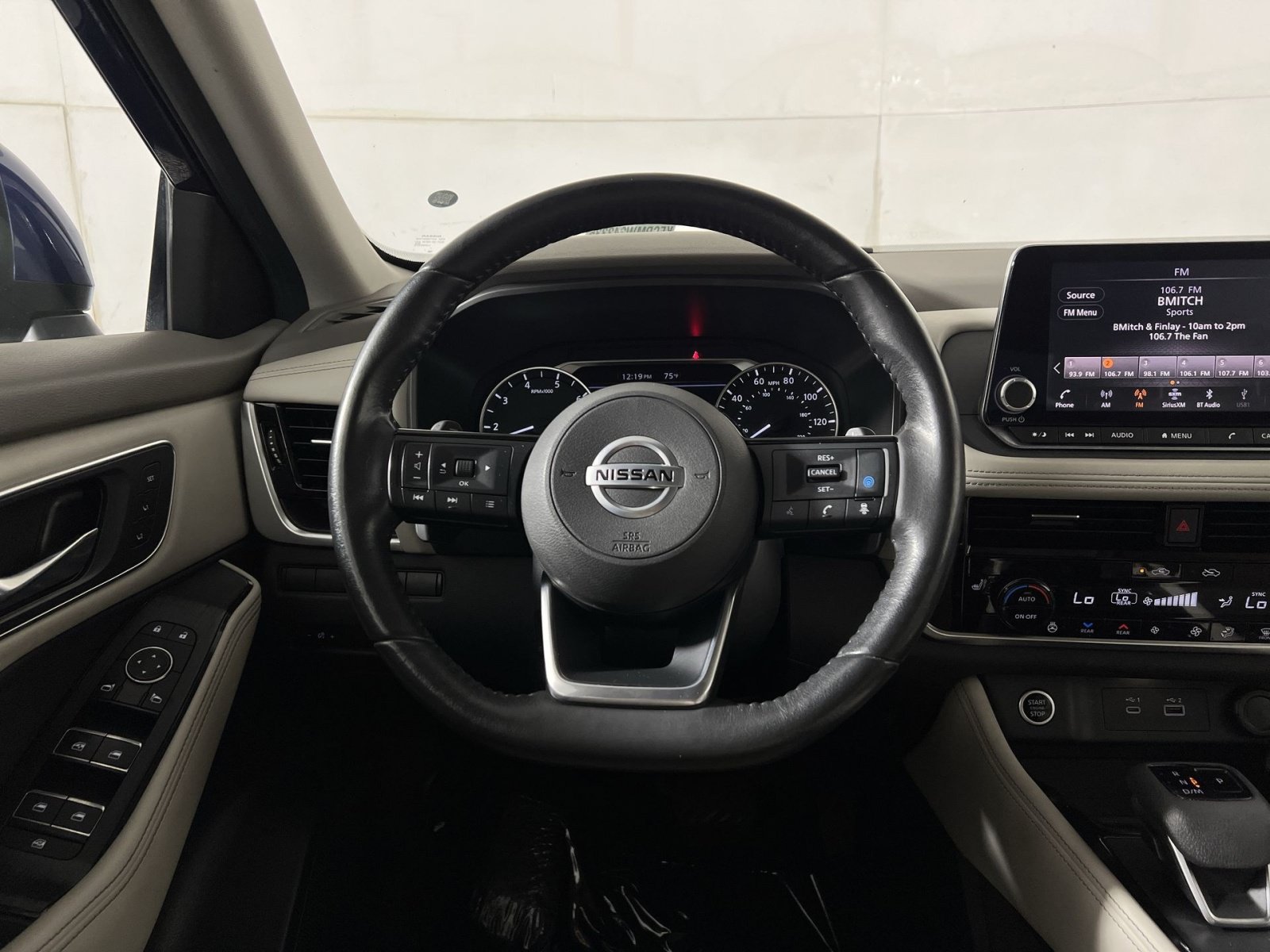 Used 2021 Nissan Rogue SL AWD/4WD image 14