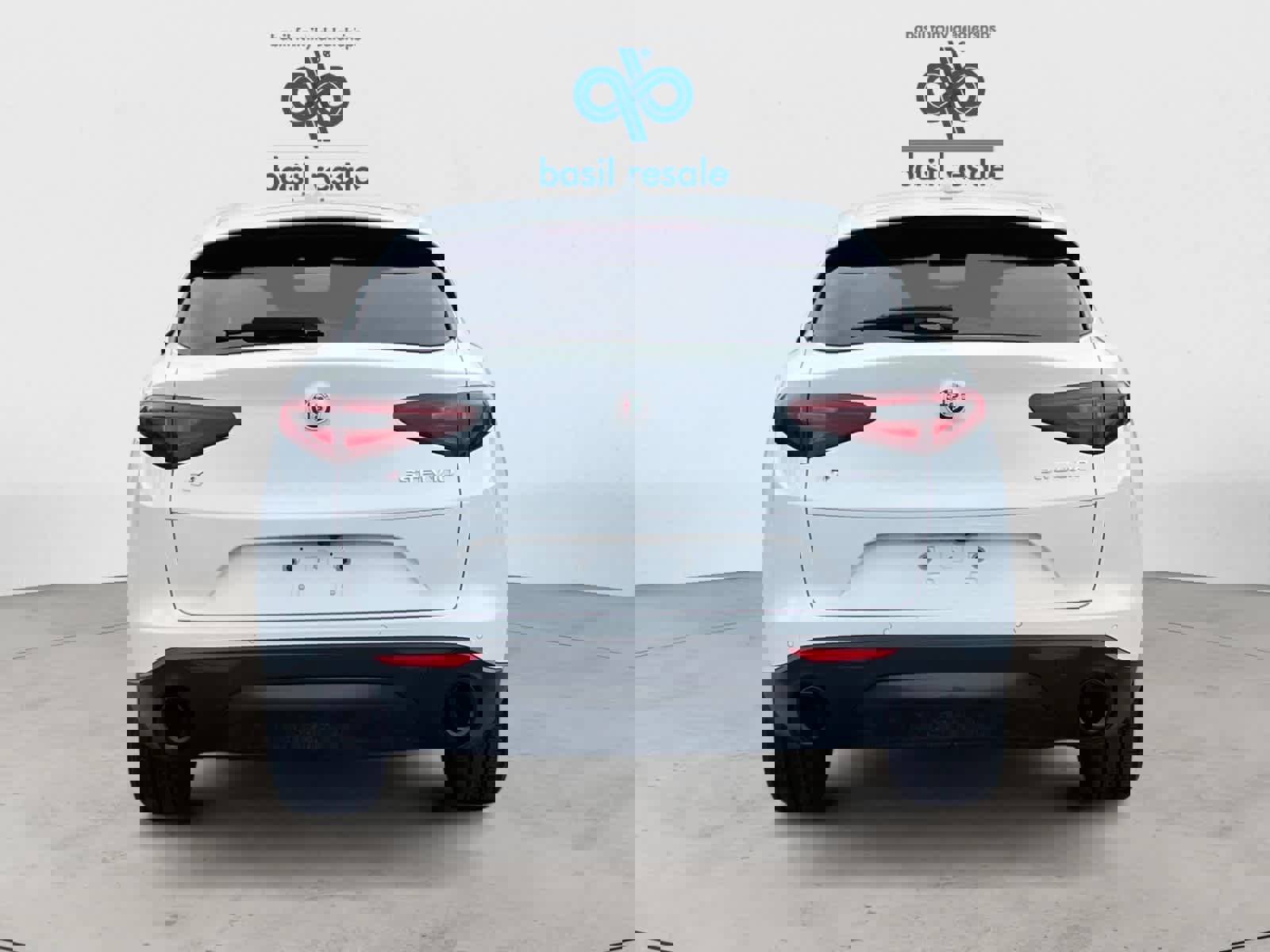 Used 2023 Alfa Romeo Stelvio Sprint AWD/4WD image 5