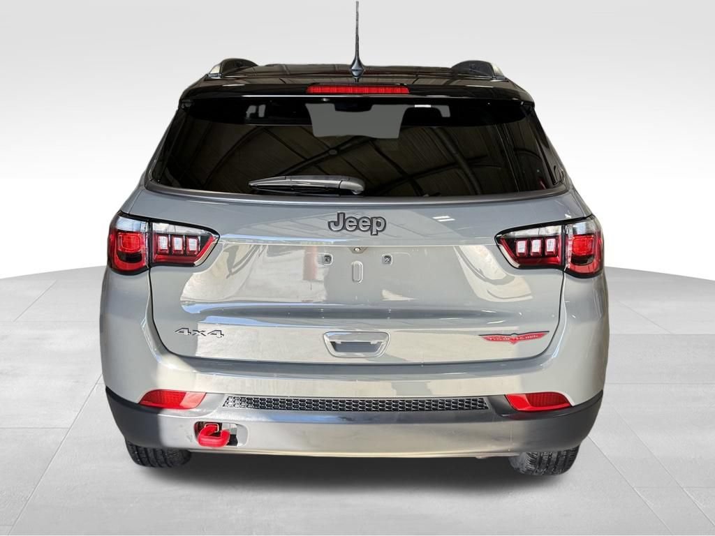 Certified 2022 Jeep Compass Trailhawk AWD/4WD image 39