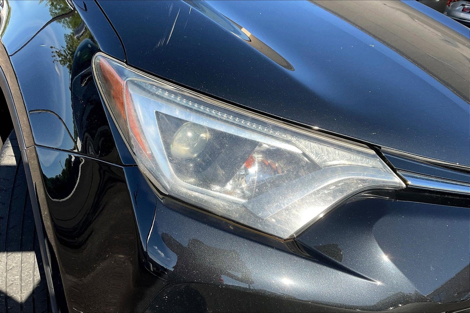 Used 2017 Toyota RAV4 XLE w/ All Weather Liner Package AWD/4WD image 31