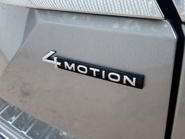 Used 2024 Volkswagen Atlas SEL Premium R-Line image 7