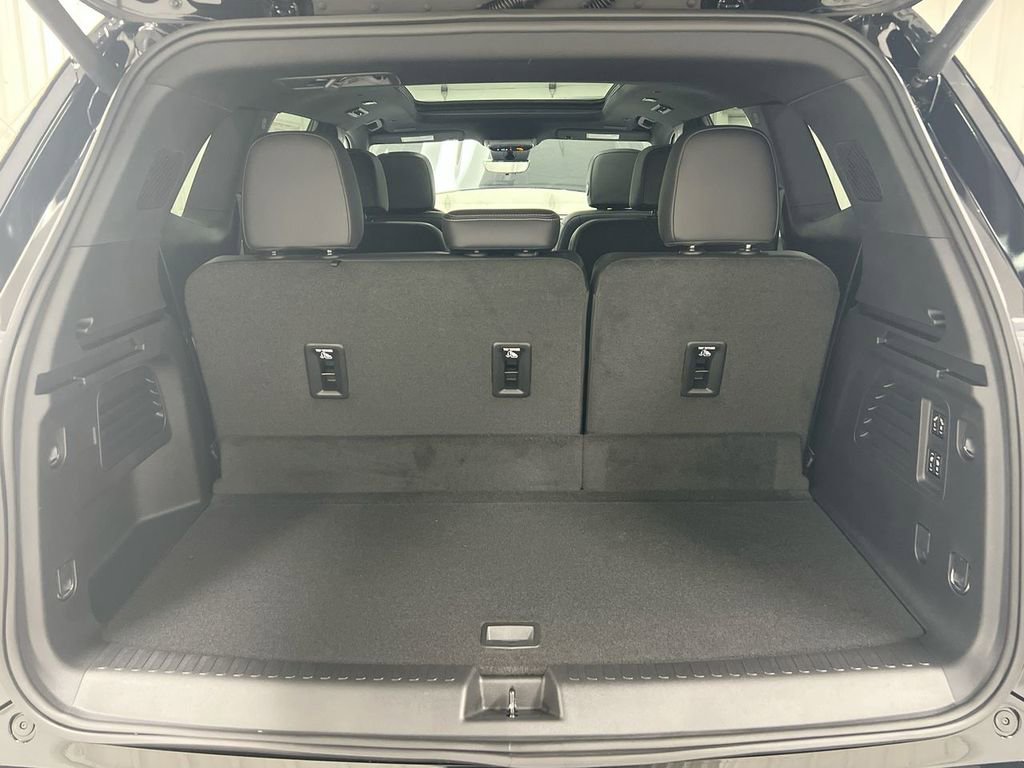 New 2026 Buick Enclave Avenir w/ Super Cruise Package image 25