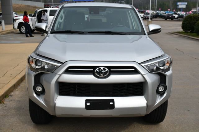 Certified 2024 Toyota 4Runner SR5 Premium AWD/4WD image 8