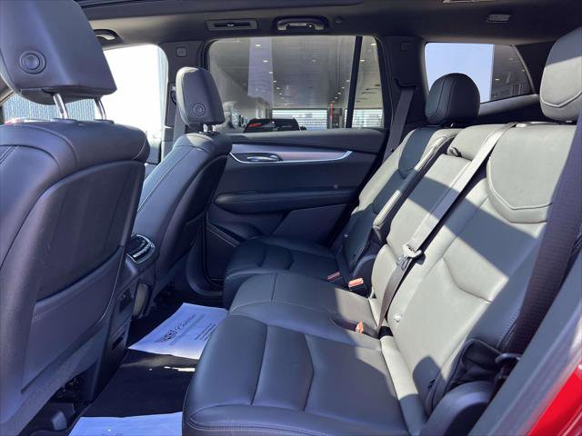 Certified 2024 Cadillac XT6 Luxury image 12