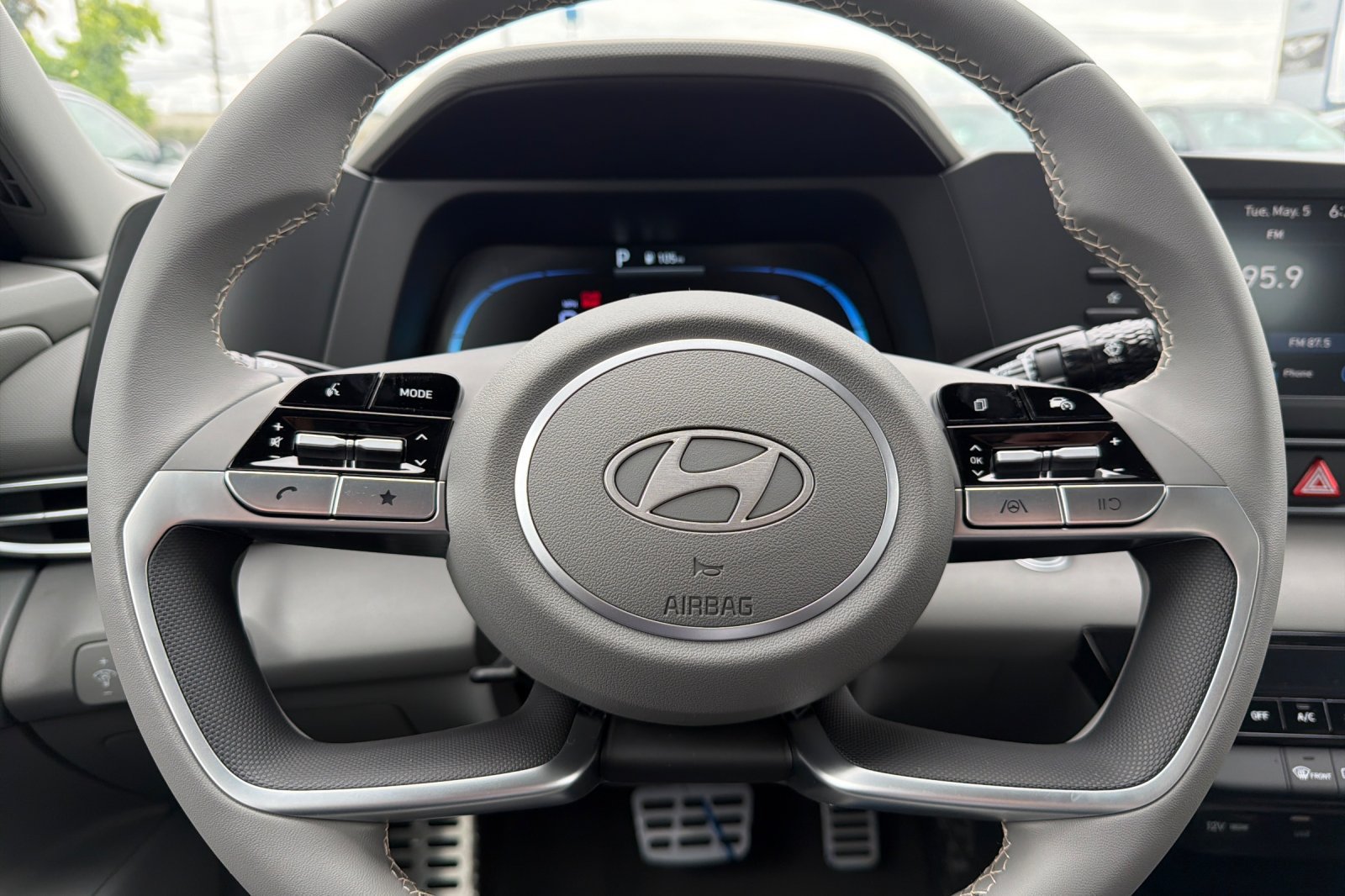 New 2026 Hyundai Elantra Sport FWD image 23