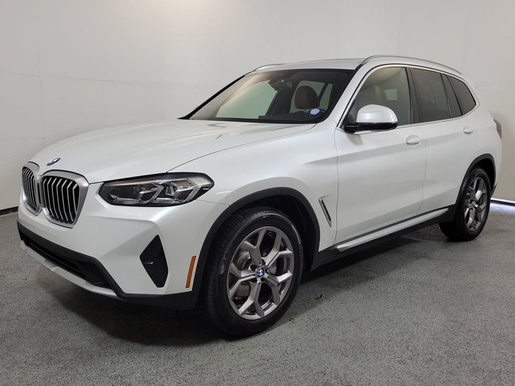 Used 2023 BMW X3 xDrive30i AWD/4WD image 3