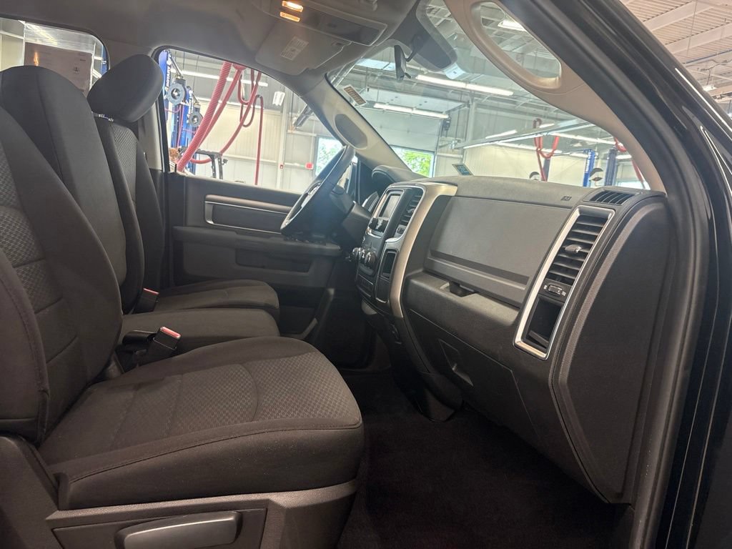 Used 2019 RAM 1500 Classic Warlock AWD/4WD image 12