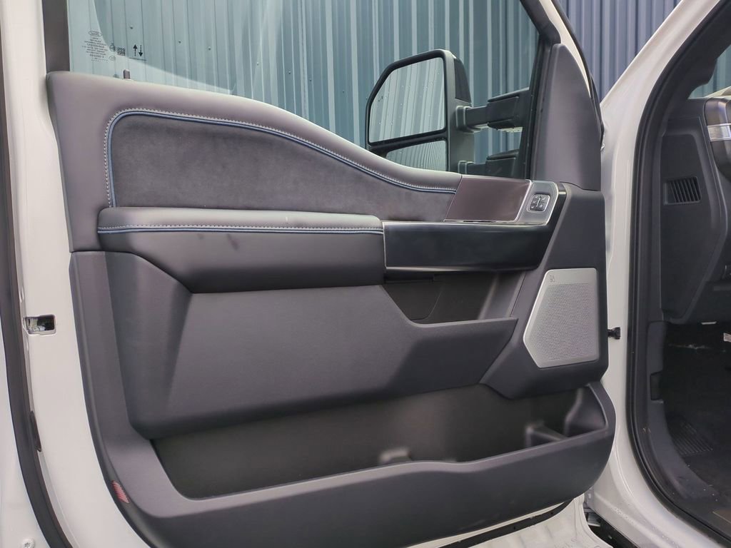 New 2026 Ford F250 Platinum image 12
