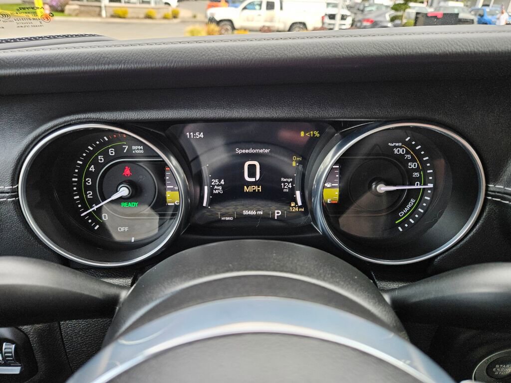 Used 2023 Jeep Wrangler Unlimited Sahara w/ Cold Weather Group image 21