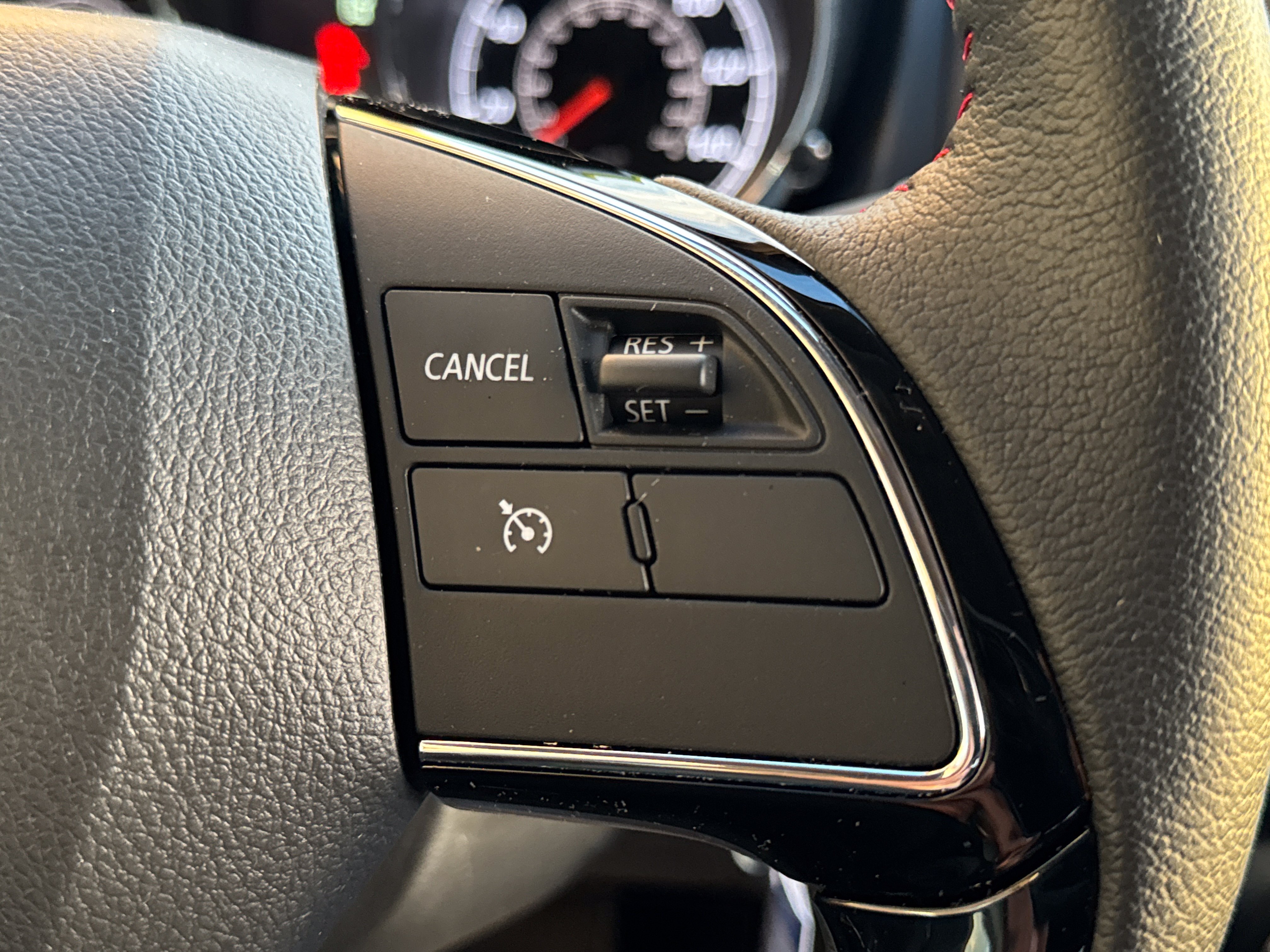 Used 2024 Mitsubishi Outlander Sport LE AWD/4WD image 17
