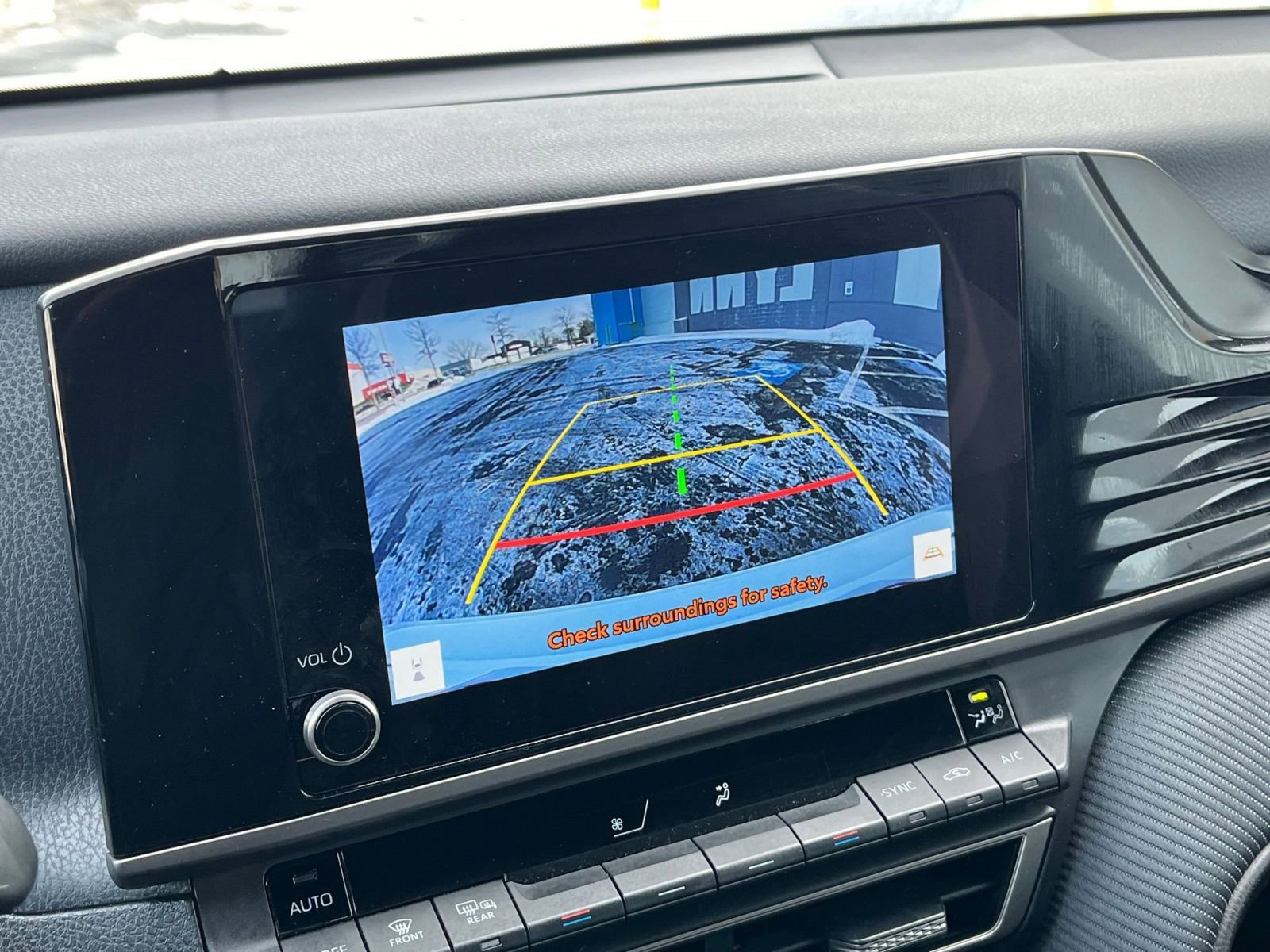 Used 2025 Toyota Camry SE FWD image 22