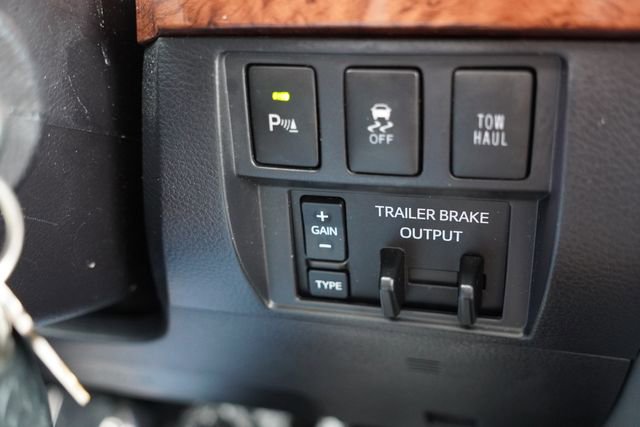 Used 2017 Toyota Tundra 1794 Edition image 32