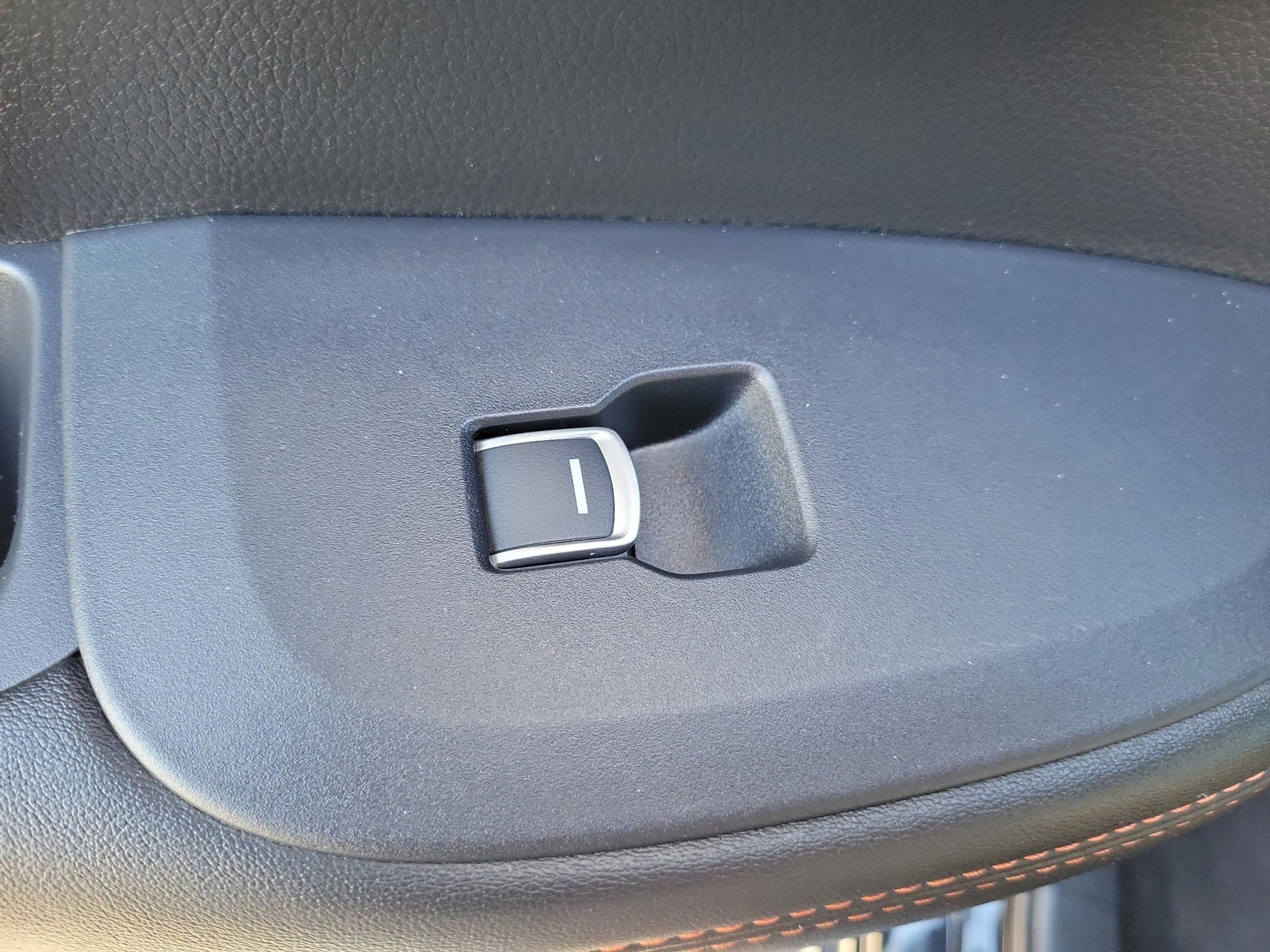 Certified 2025 Honda HR-V Sport image 14