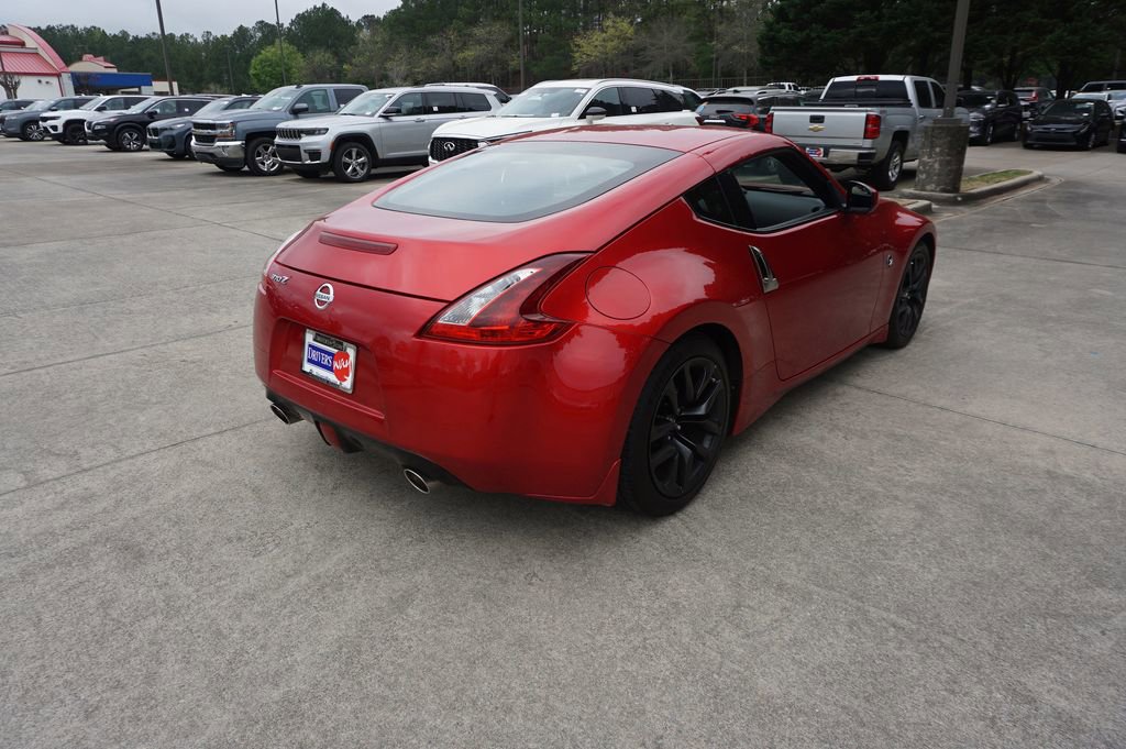 Used 2020 Nissan 370Z Coupe image 16