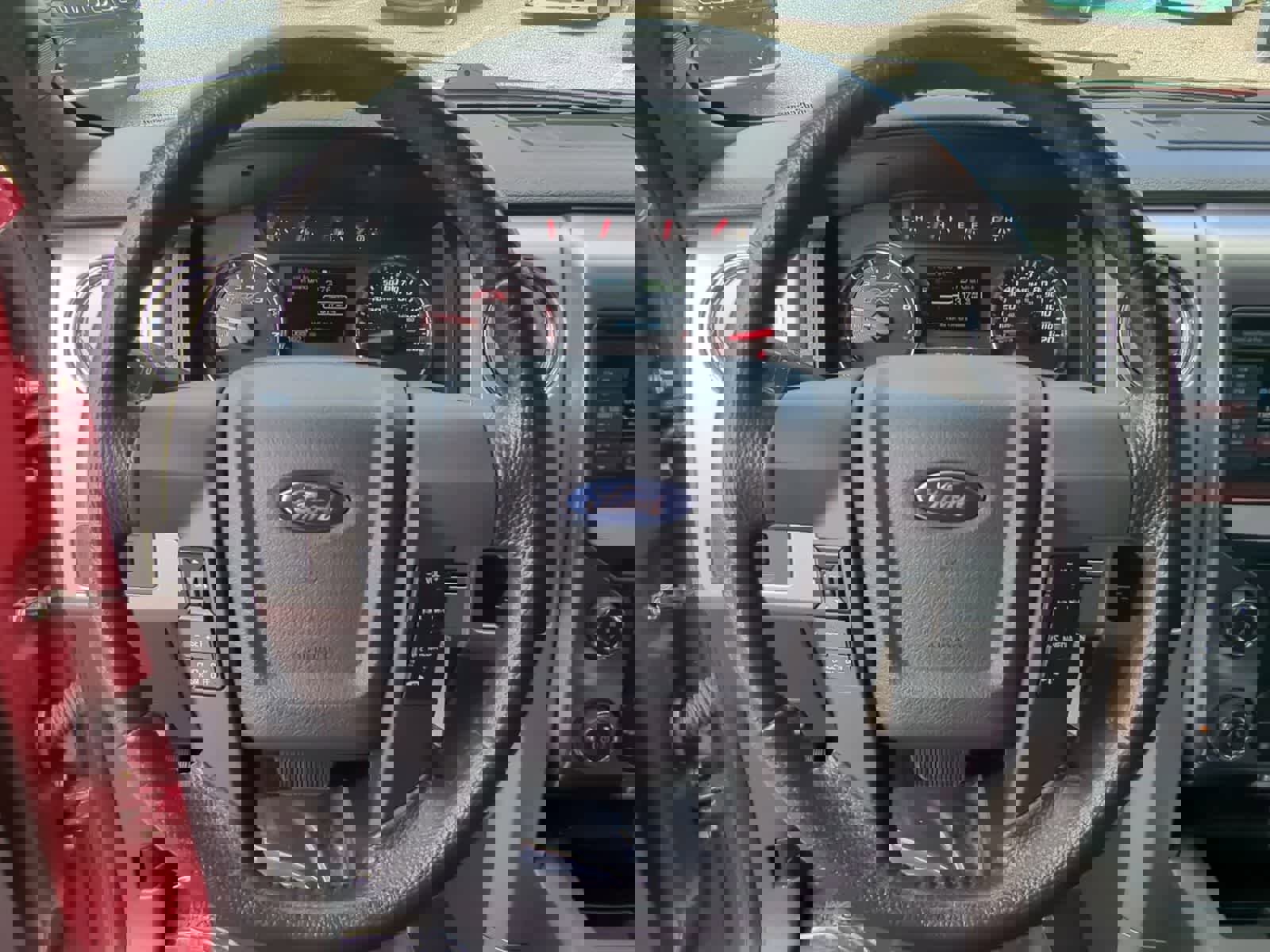 Used 2014 Ford F150 FX4 w/ Equipment Group 402A Luxury image 22