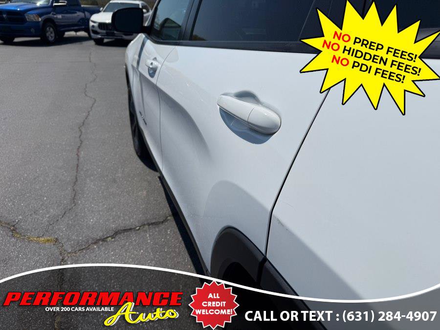 Used 2018 Jeep Cherokee Latitude w/ Altitude Package AWD/4WD image 17