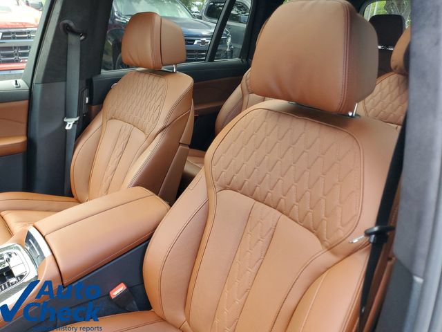Used 2026 BMW X7 M60i AWD/4WD image 22