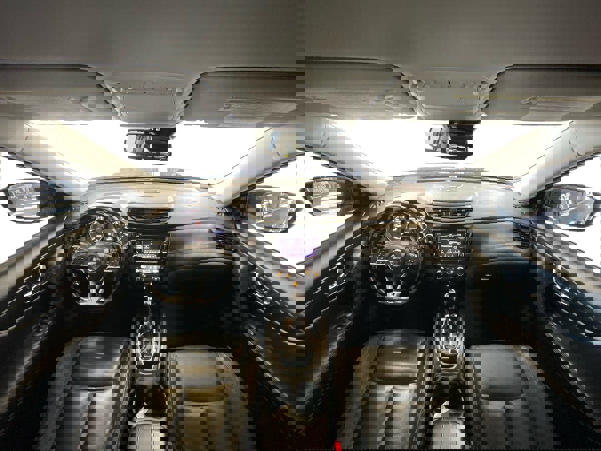 Used 2018 Nissan Rogue SL image 17