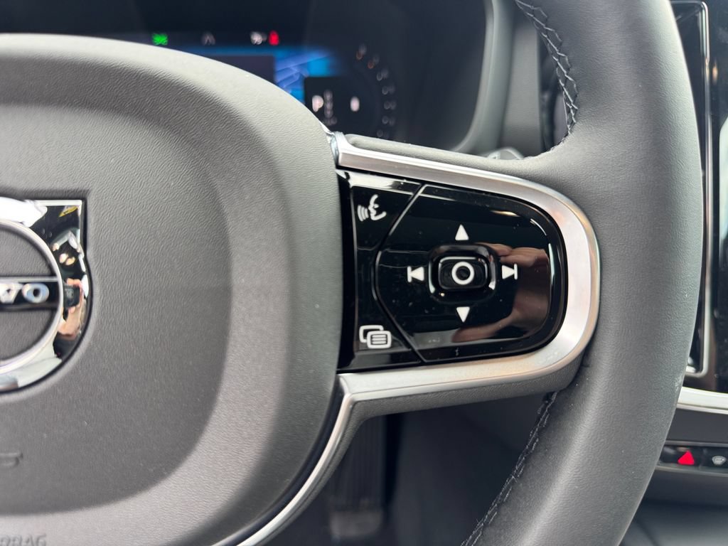 New 2026 Volvo V60 B5 Cross Country Plus w/ Protection Package Premier AWD/4WD image 15