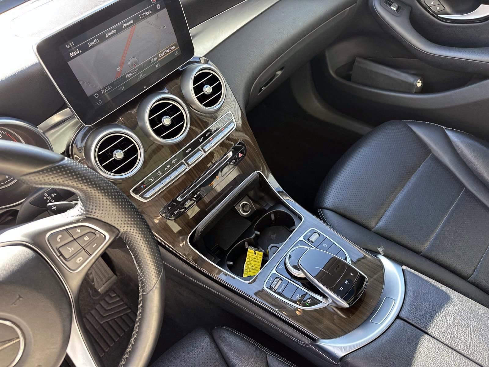 Used 2017 Mercedes-Benz GLC 300 4MATIC image 25
