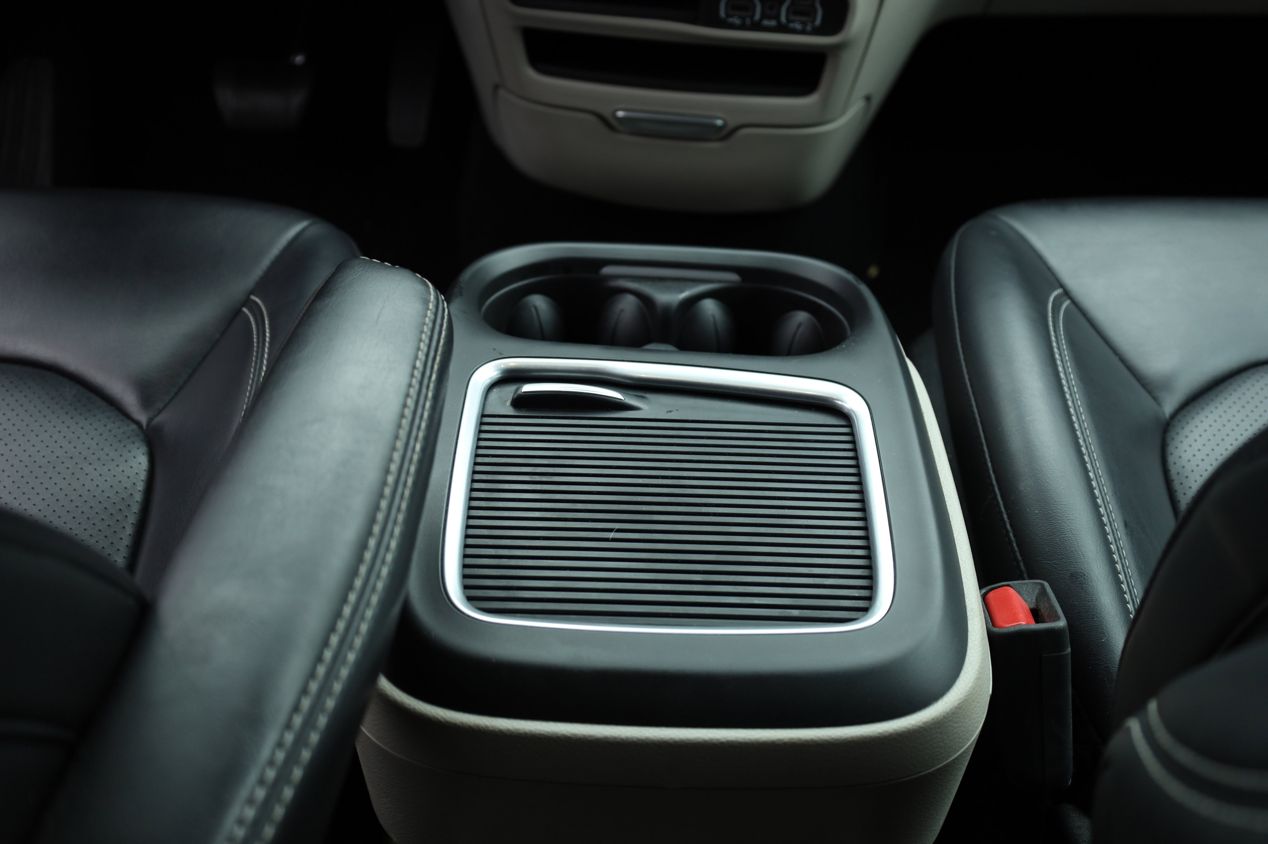 Used 2023 Chrysler Pacifica Touring-L image 21