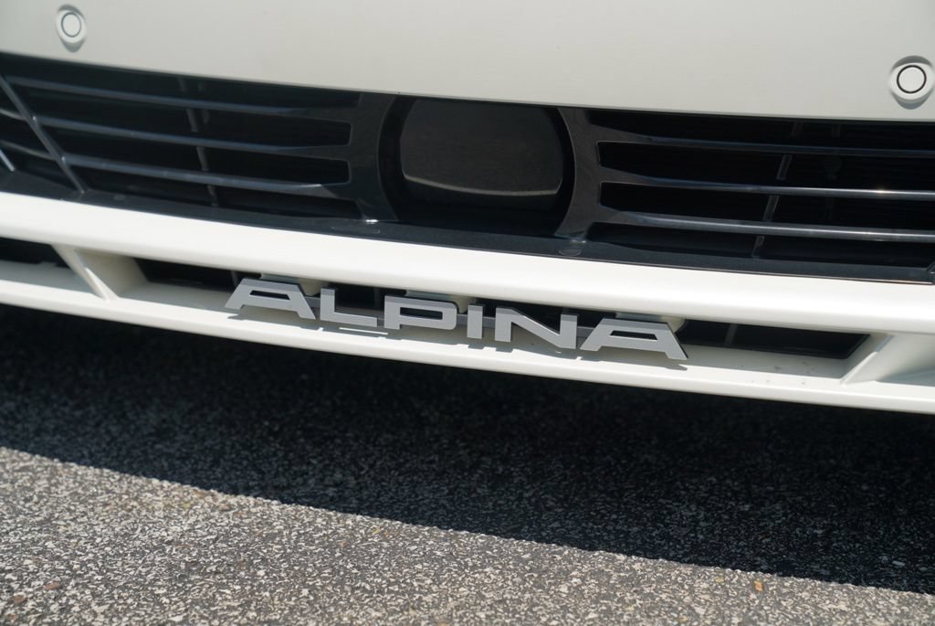 Used 2022 BMW ALPINA B7 xDrive w/ Luxury Rear Seating Package AWD/4WD image 33