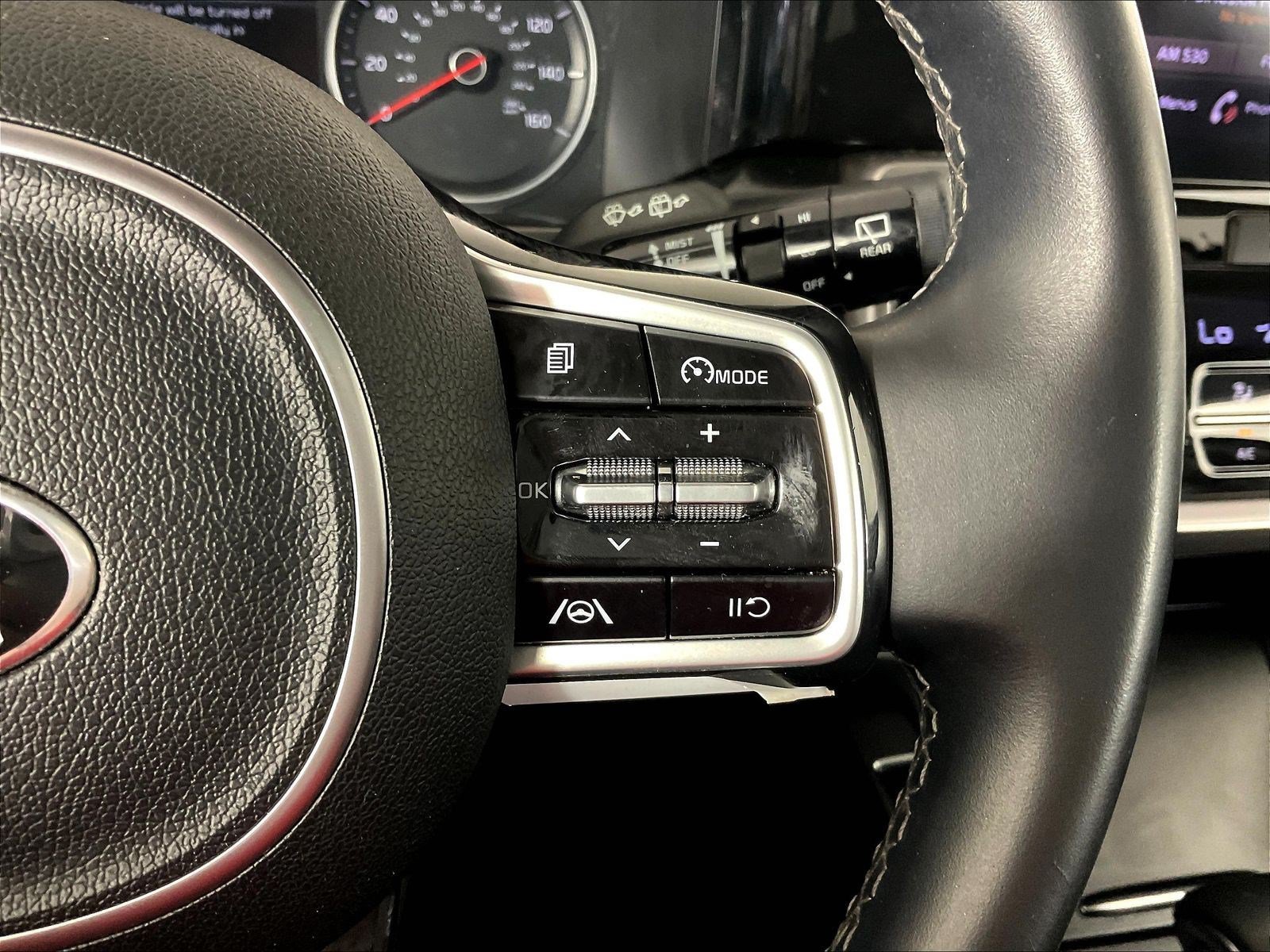 Used 2021 Kia Sorento S w/ Panoramic Sunroof Package AWD/4WD image 12