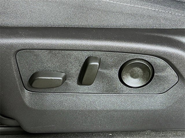 Used 2024 GMC Sierra 1500 Elevation image 11