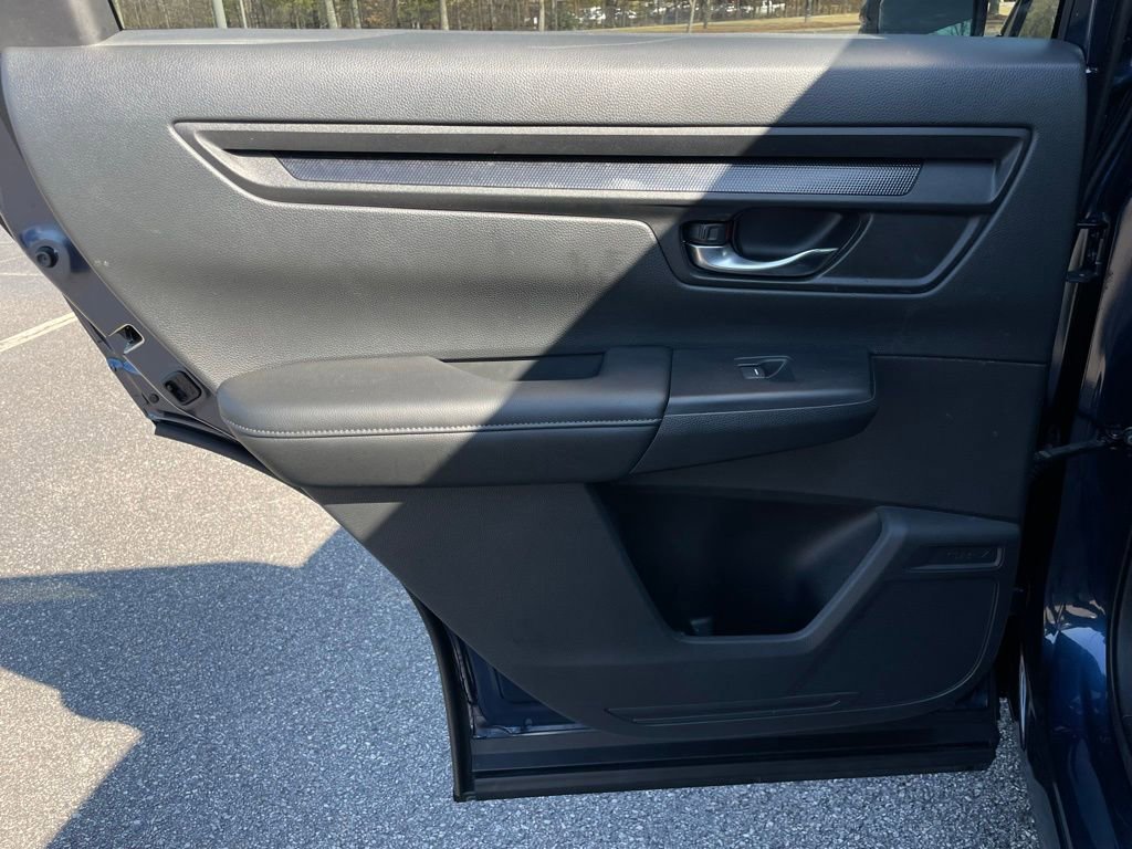 Certified 2025 Honda CR-V LX image 39