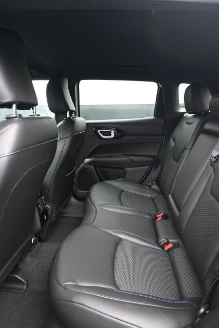New 2026 Jeep Compass Latitude AWD/4WD image 8