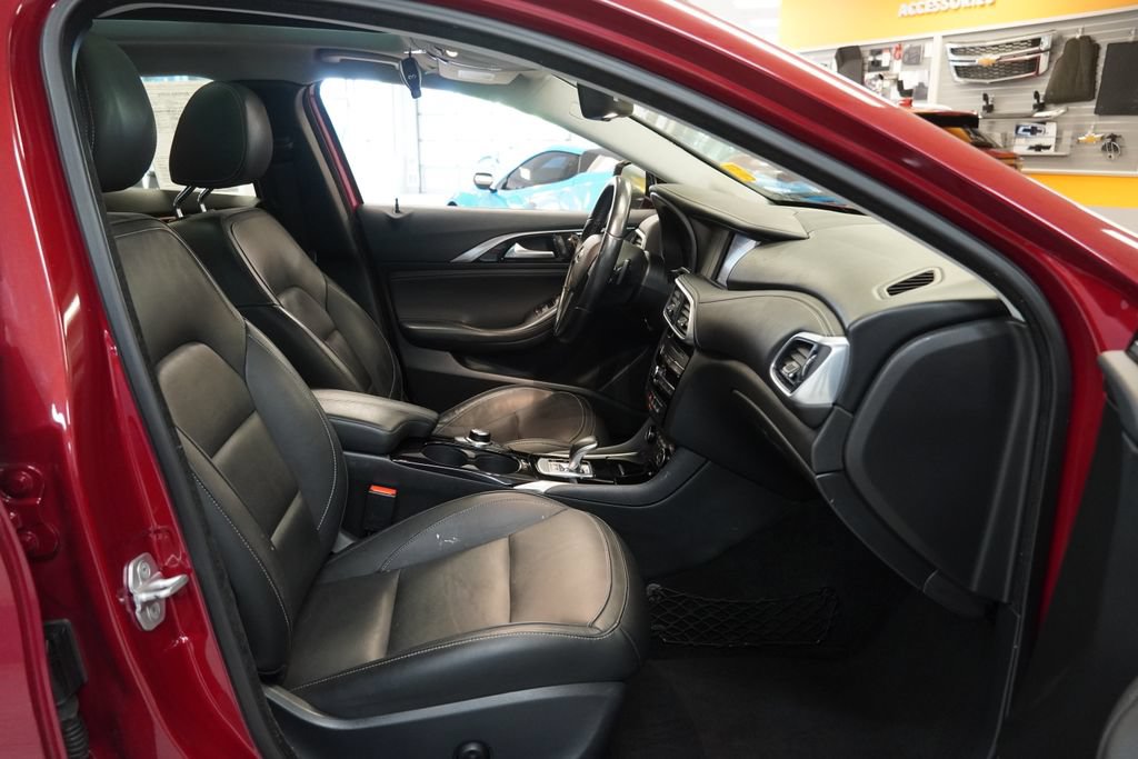 Used 2017 INFINITI QX30 Premium w/ Navigation Package AWD/4WD image 35