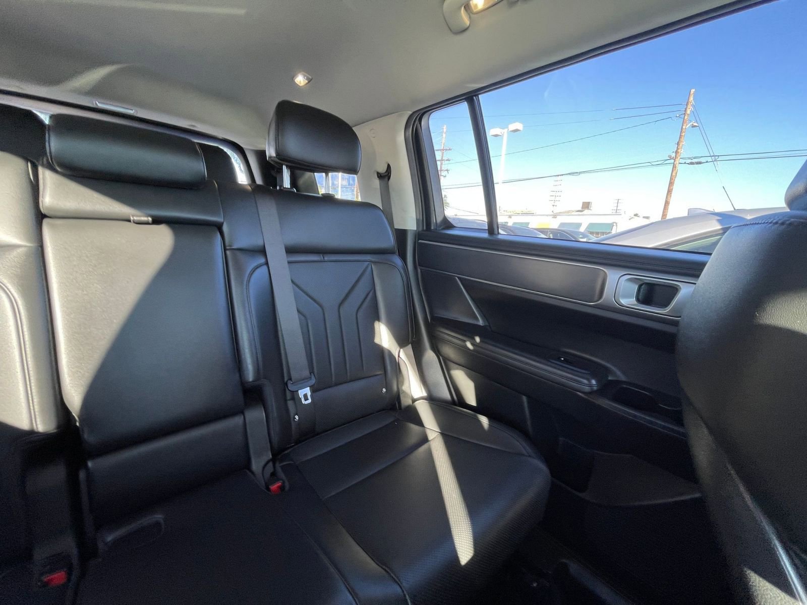 Used 2025 Hyundai Santa Fe SEL image 37