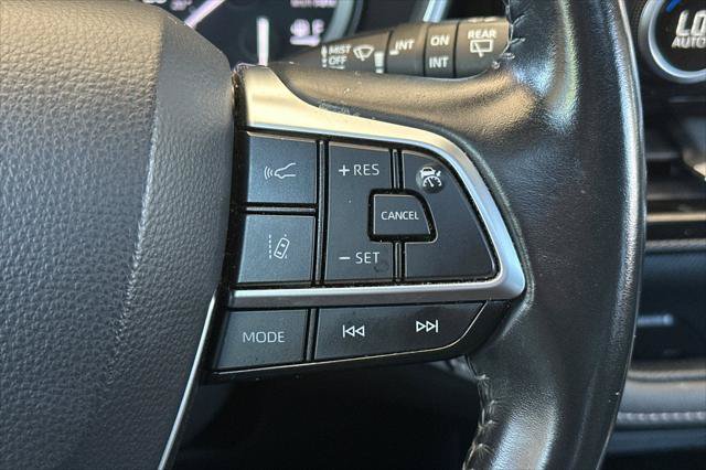 Certified 2021 Toyota Highlander XSE FWD image 29