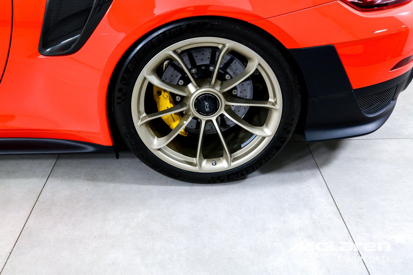 Used 2018 Porsche 911 GT2 RS RWD image 28
