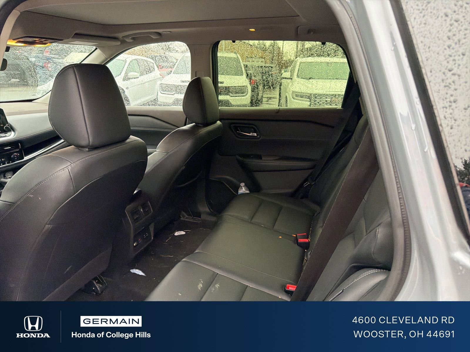 Used 2023 Nissan Rogue SL w/ SL Premium Package image 12