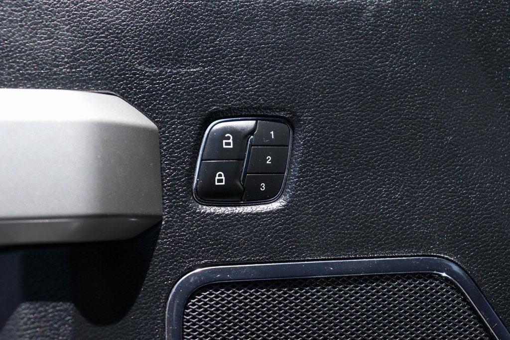 Used 2019 Ford F450 Lariat image 15