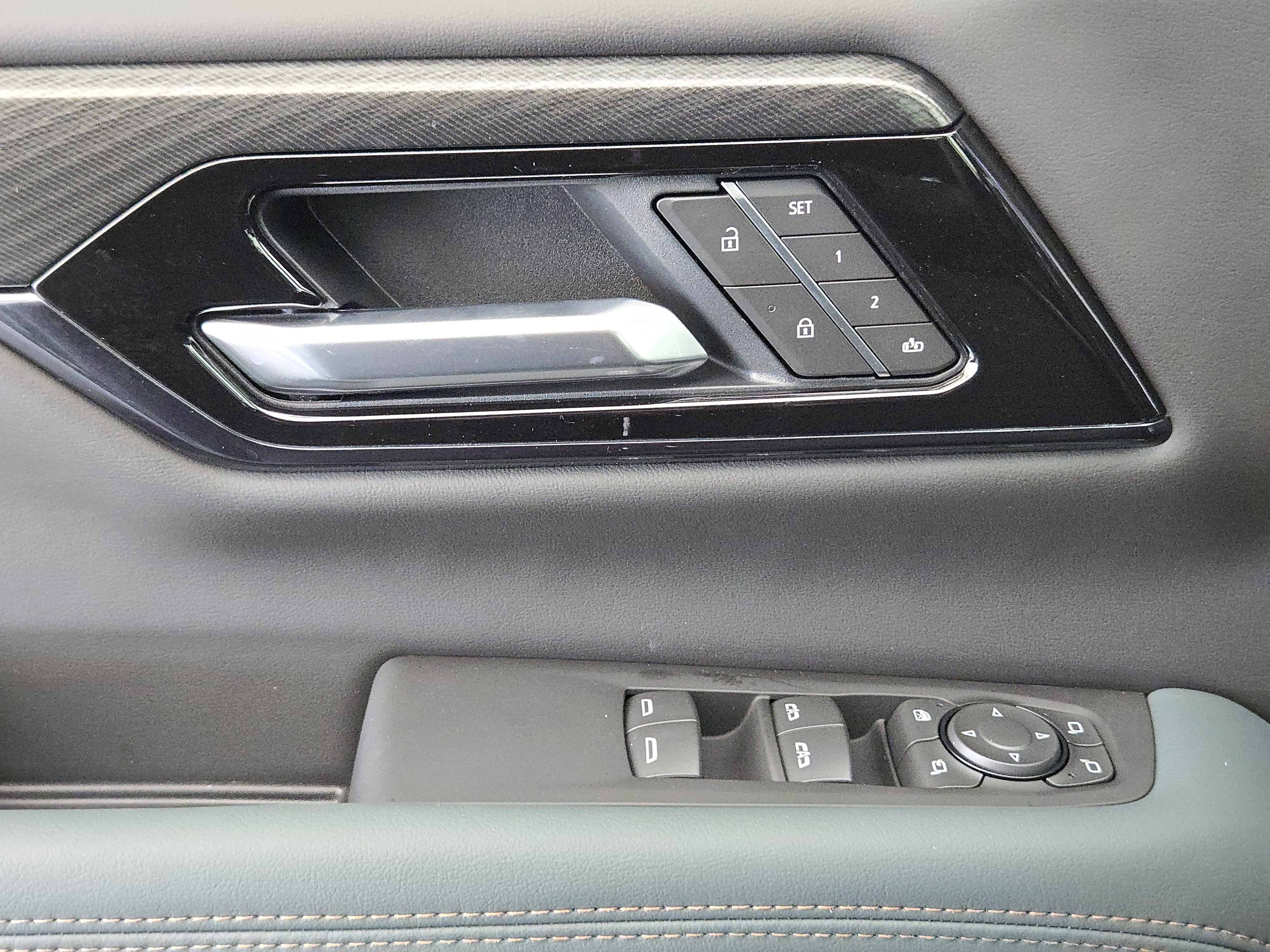 New 2026 GMC Yukon AT4 w/ AT4 Premium Package image 16