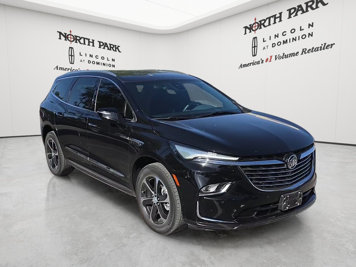 Used 2022 Buick Enclave Premium w/ LPO, Touring Package FWD image 5